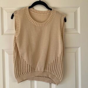 New! Cream color knit sleeveless sweater